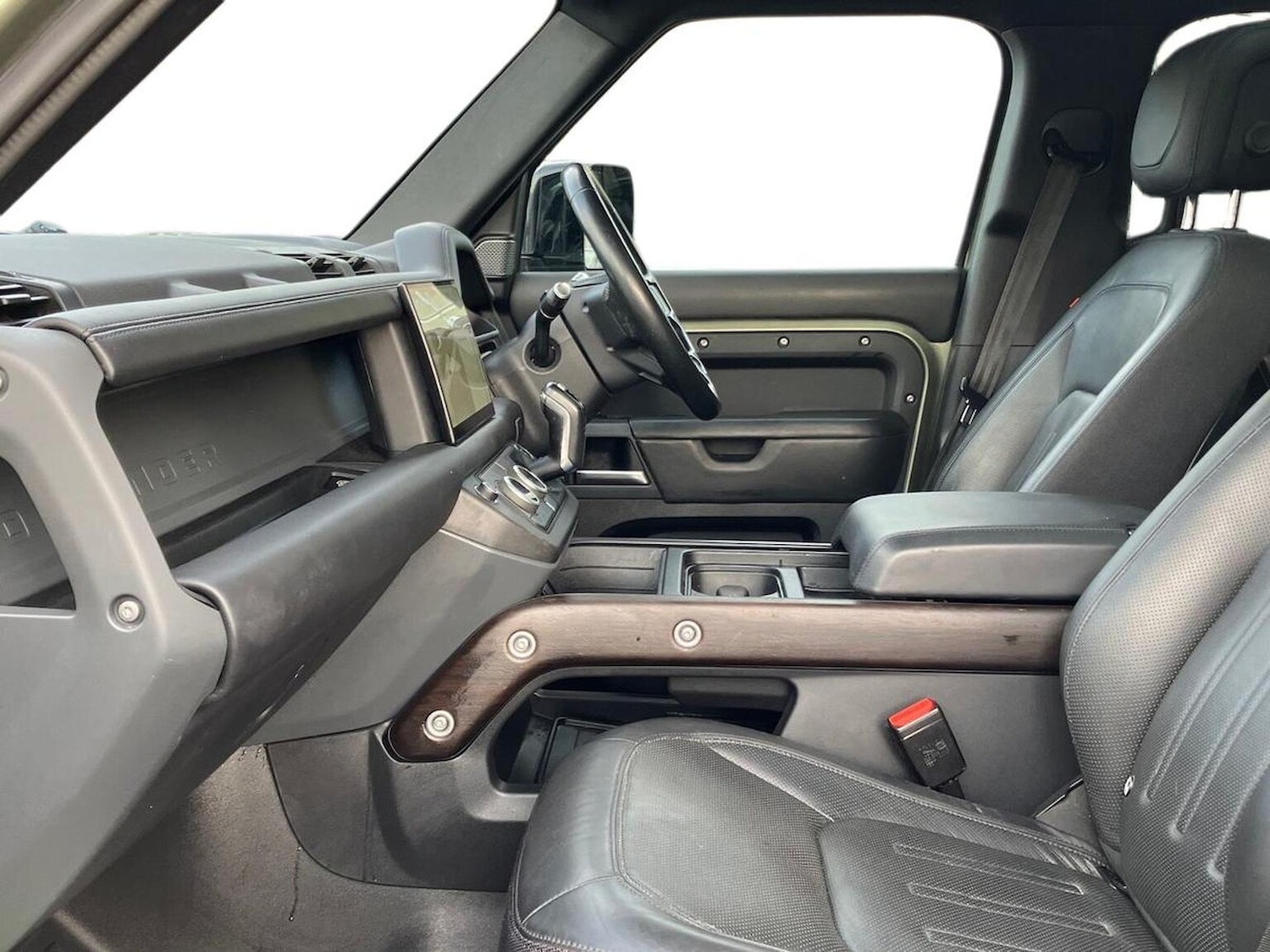 Used Land Rover Defender 2021 for sale - 77488114: Photo 3