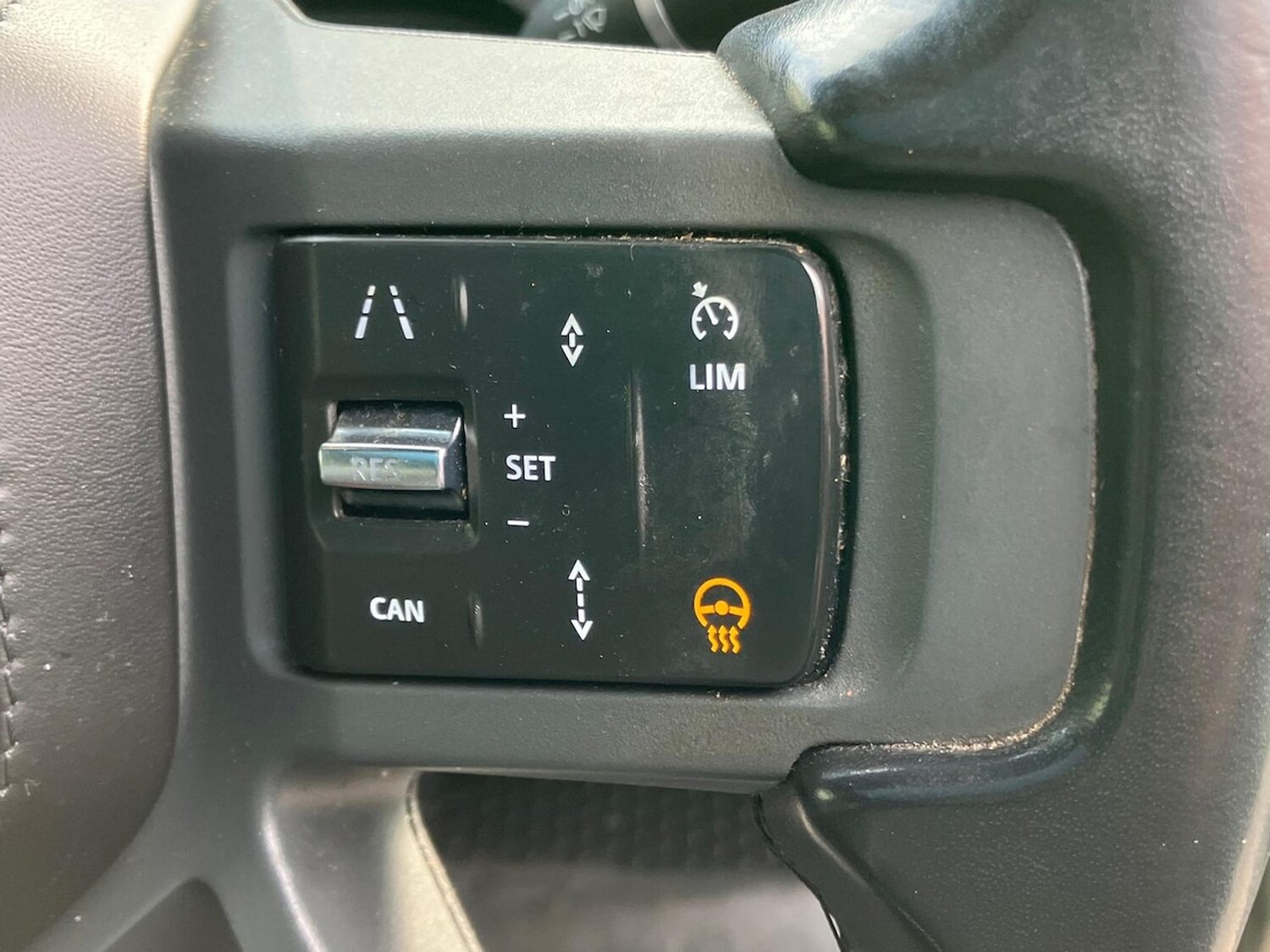 Used Land Rover Defender 2021 for sale - 77488114: Photo 30