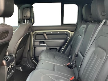 Used Land Rover Defender 2021 for sale - 77488114: Photo