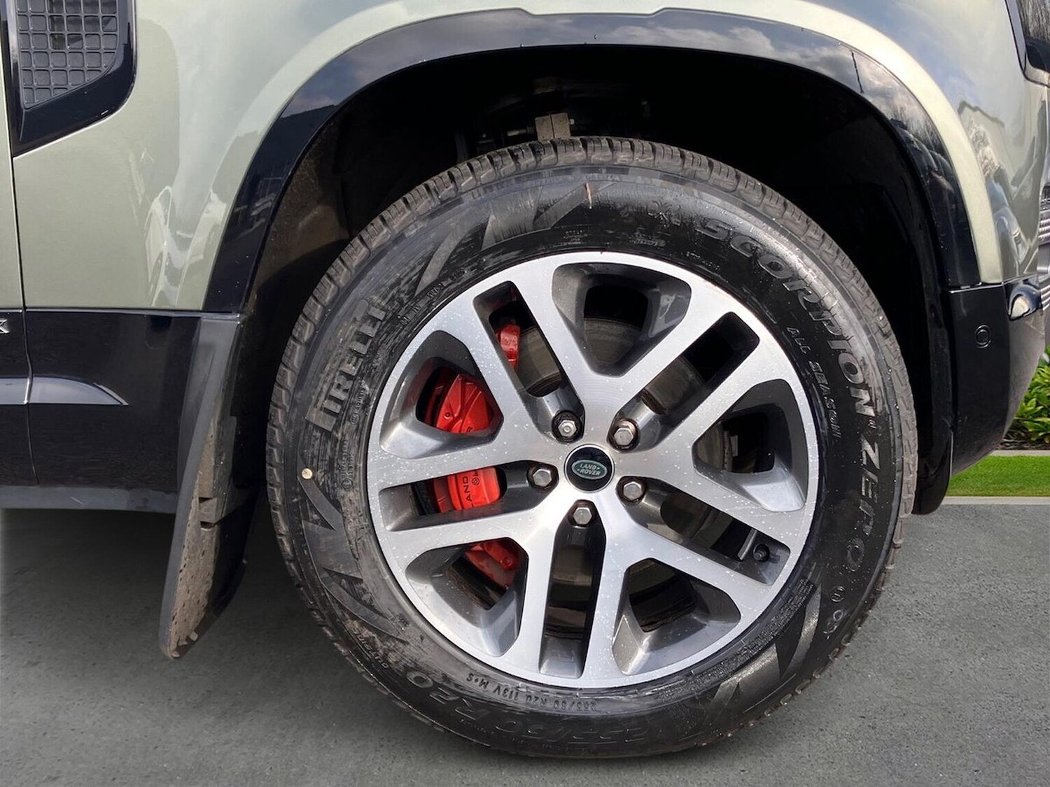 Used Land Rover Defender 2021 for sale - 77488114: Photo 8