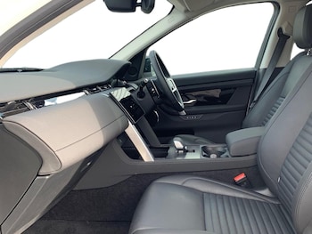 Used Land Rover Discovery Sport 2025 for sale - 75490623: Photo