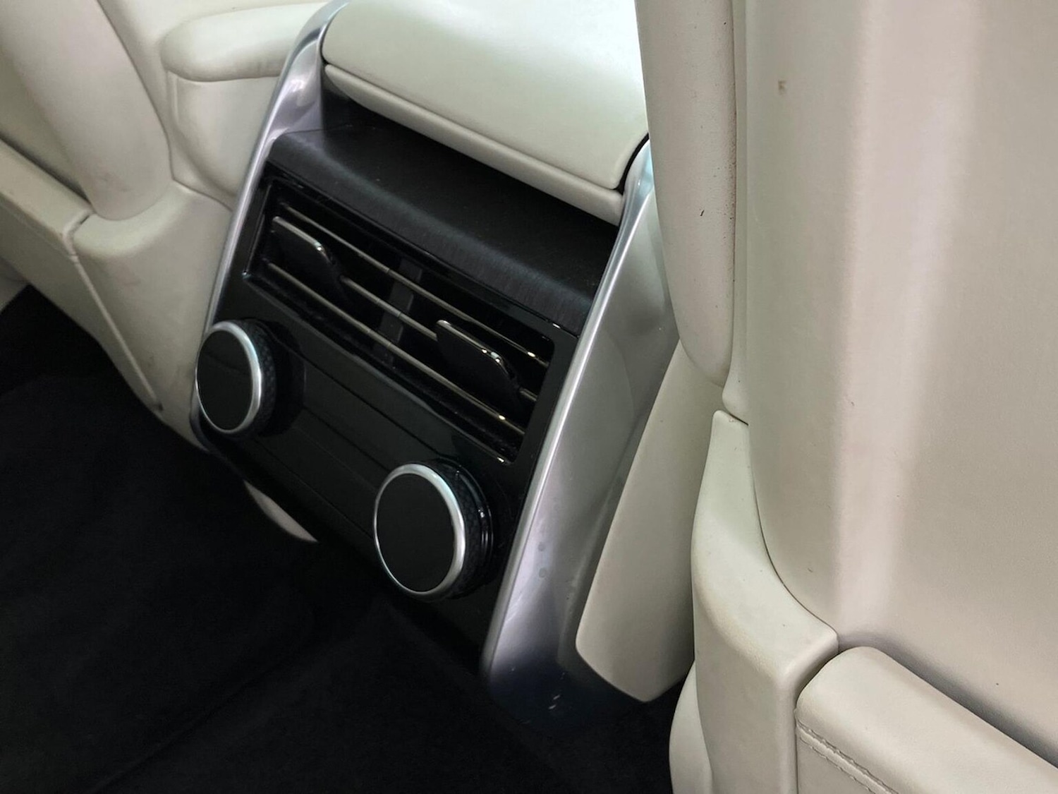 Used Land Rover Range Rover 2024 for sale - 77629377: Photo 18