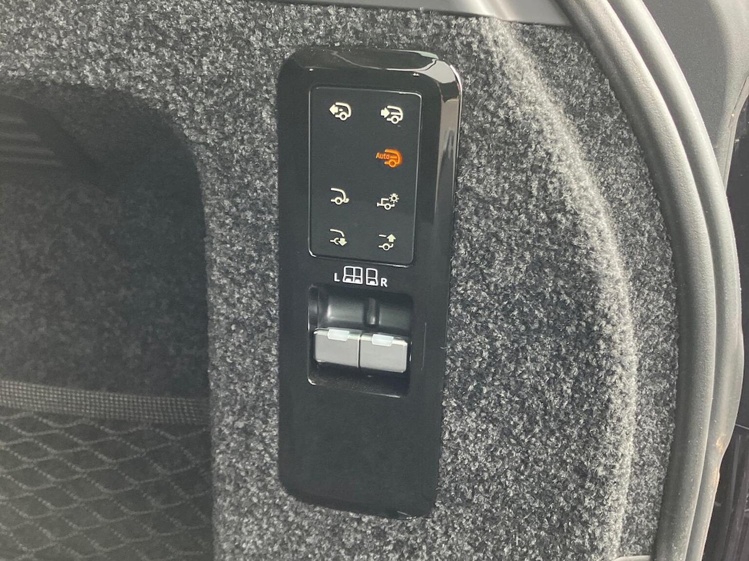 Used Land Rover Range Rover 2024 for sale - 77896321: Photo 30