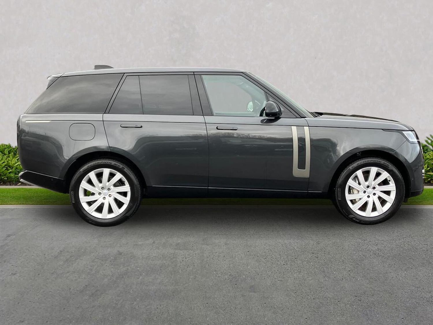 Used Land Rover Range Rover 2024 for sale - 77896321: Photo 5