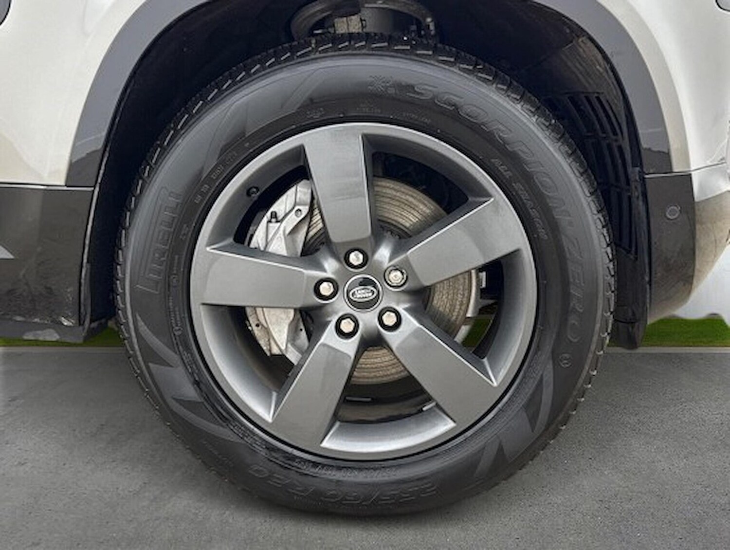 Used Land Rover Defender 2024 for sale - 78191691: Photo 10