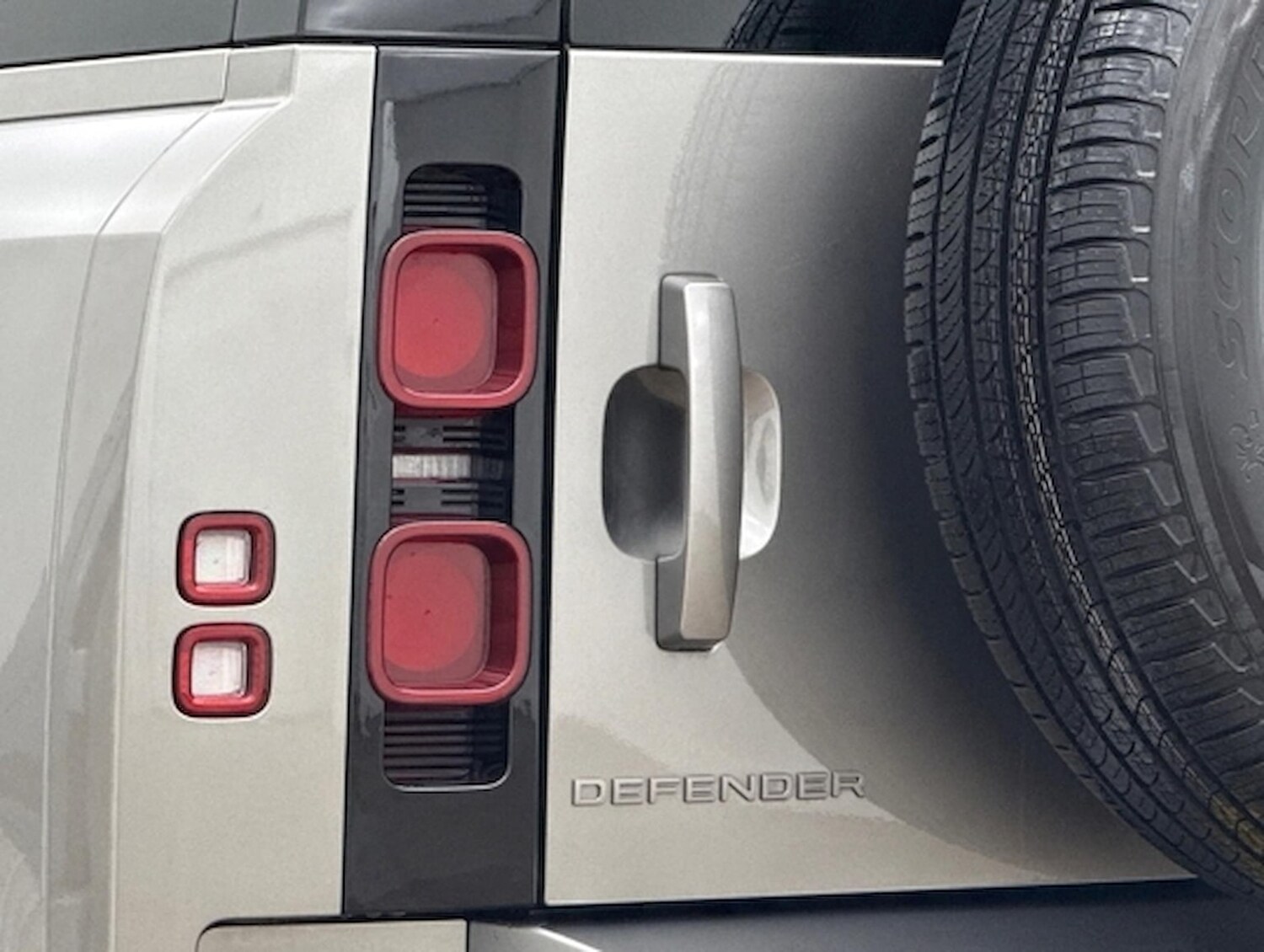 Used Land Rover Defender 2024 for sale - 78191691: Photo 21