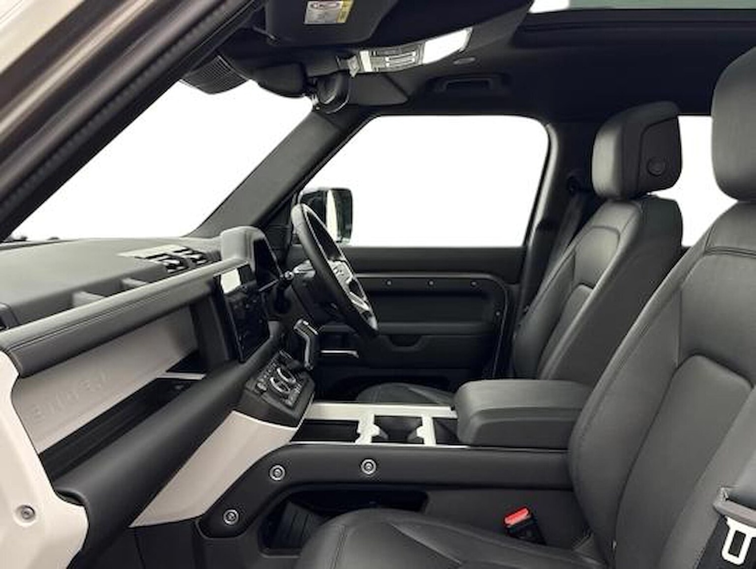 Used Land Rover Defender 2024 for sale - 78191691: Photo 5