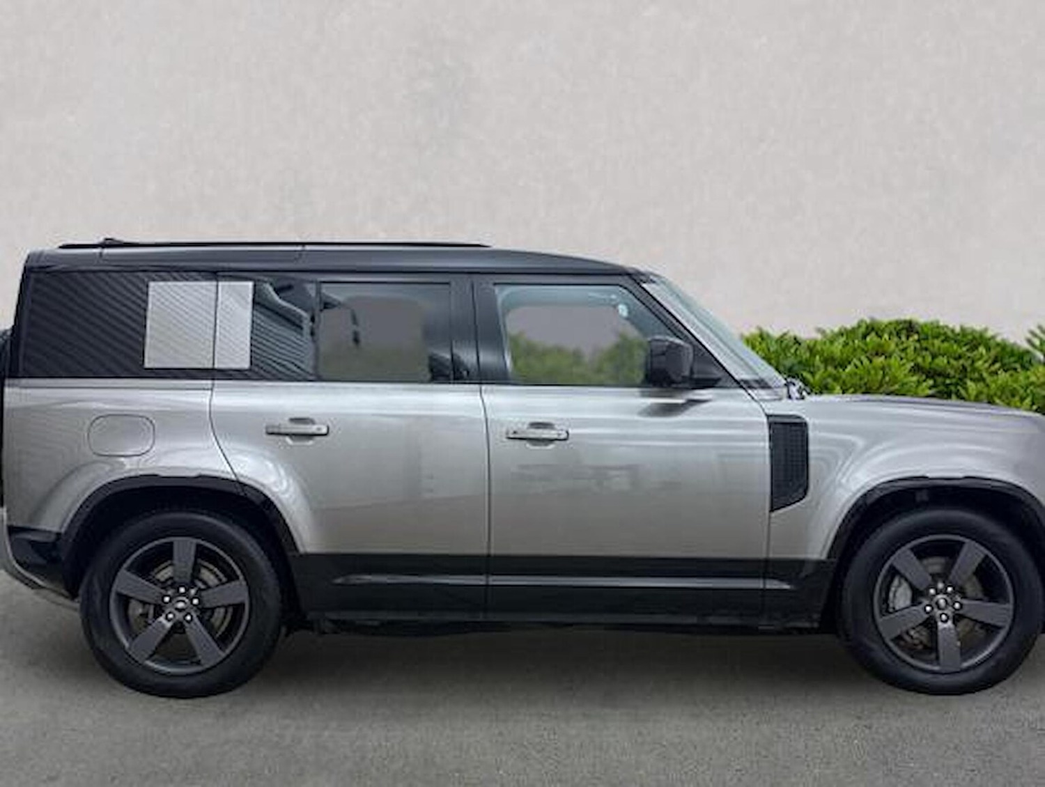 Used Land Rover Defender 2024 for sale - 78191691: Photo 7