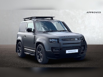 Land Rover - Defender