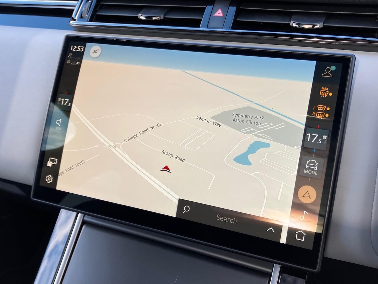 Used Land Rover Range Rover Velar 2024 for sale - 76464678: Photo 12