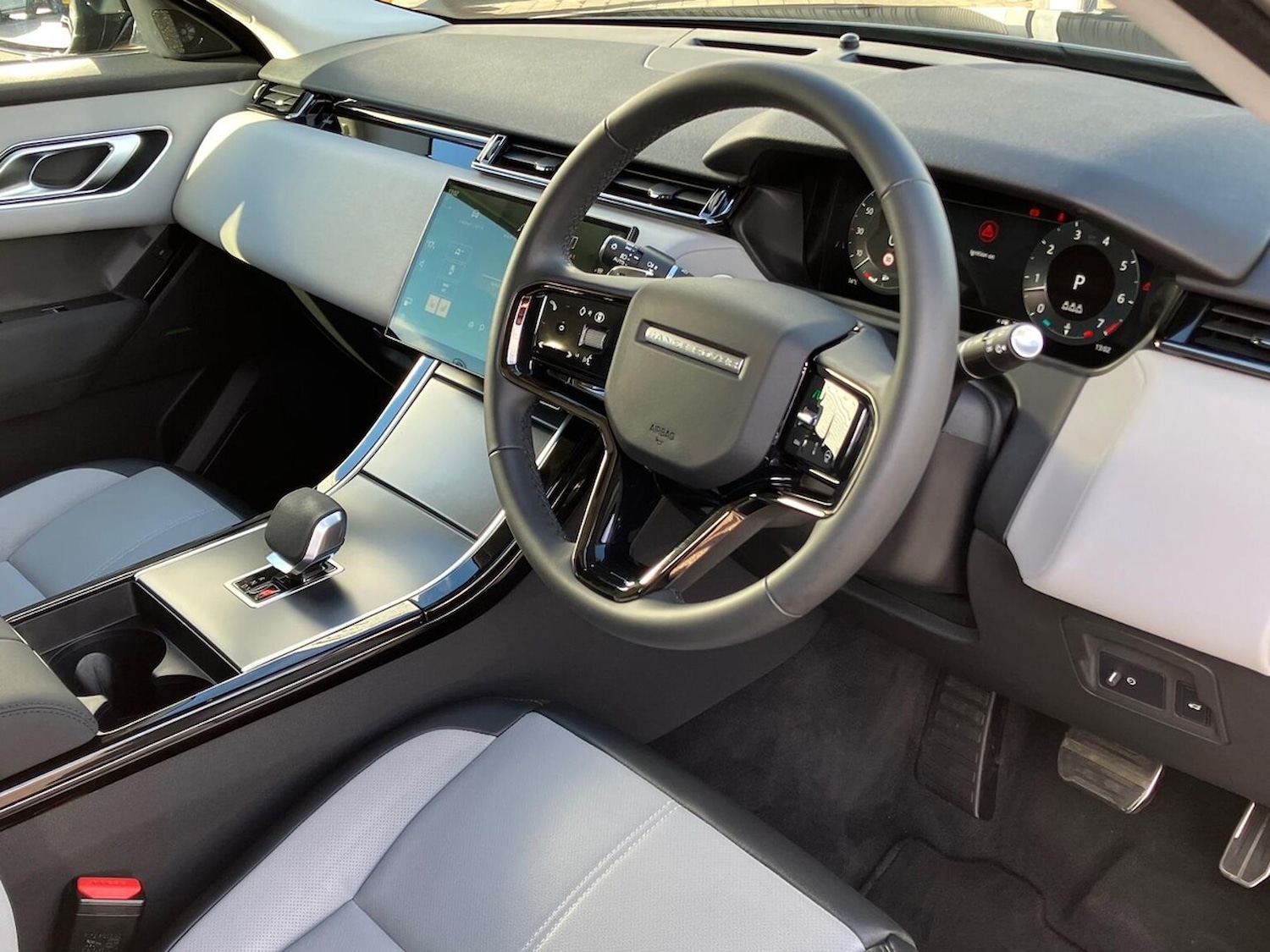 Used Land Rover Range Rover Velar 2024 for sale - 76464678: Photo 35