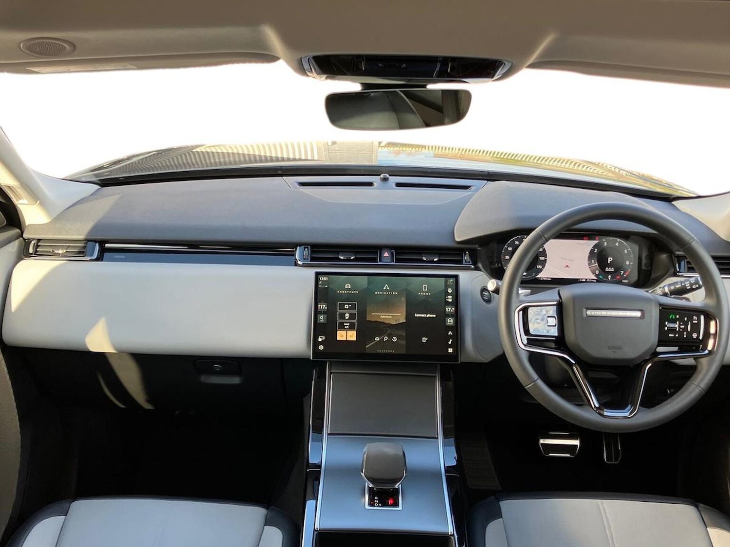 Used Land Rover Range Rover Velar 2024 for sale - 76464678: Photo 9