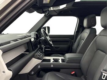 Used Land Rover Defender 2024 for sale - 78310361: Photo