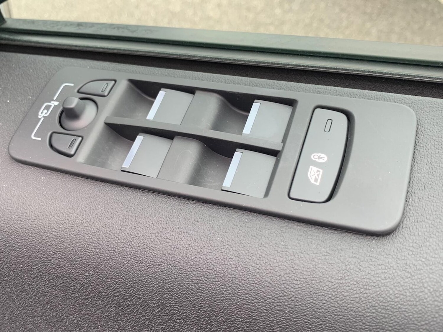 Used Land Rover Discovery Sport 2025 for sale - 76577284: Photo 25