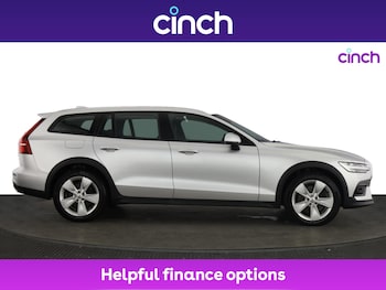 Used Volvo V60 2019 for sale - 75323164: Photo