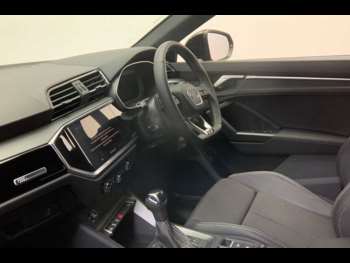 Used Audi Q3 2023 for sale - 73961032: Photo