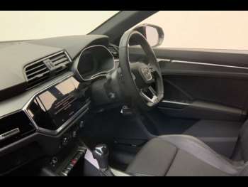 Used Audi Q3 2023 for sale - 74259678: Photo