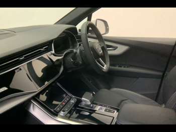 Used Audi Q7 2024 for sale - 73369100: Photo