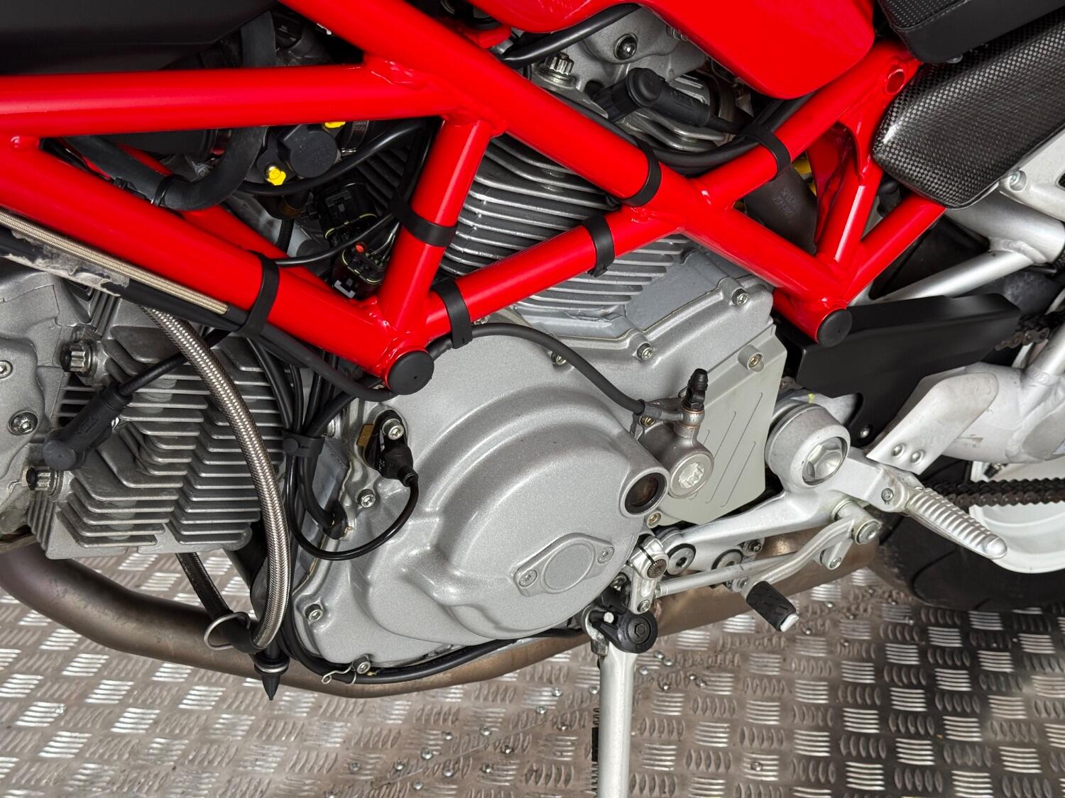 Ducati S2R