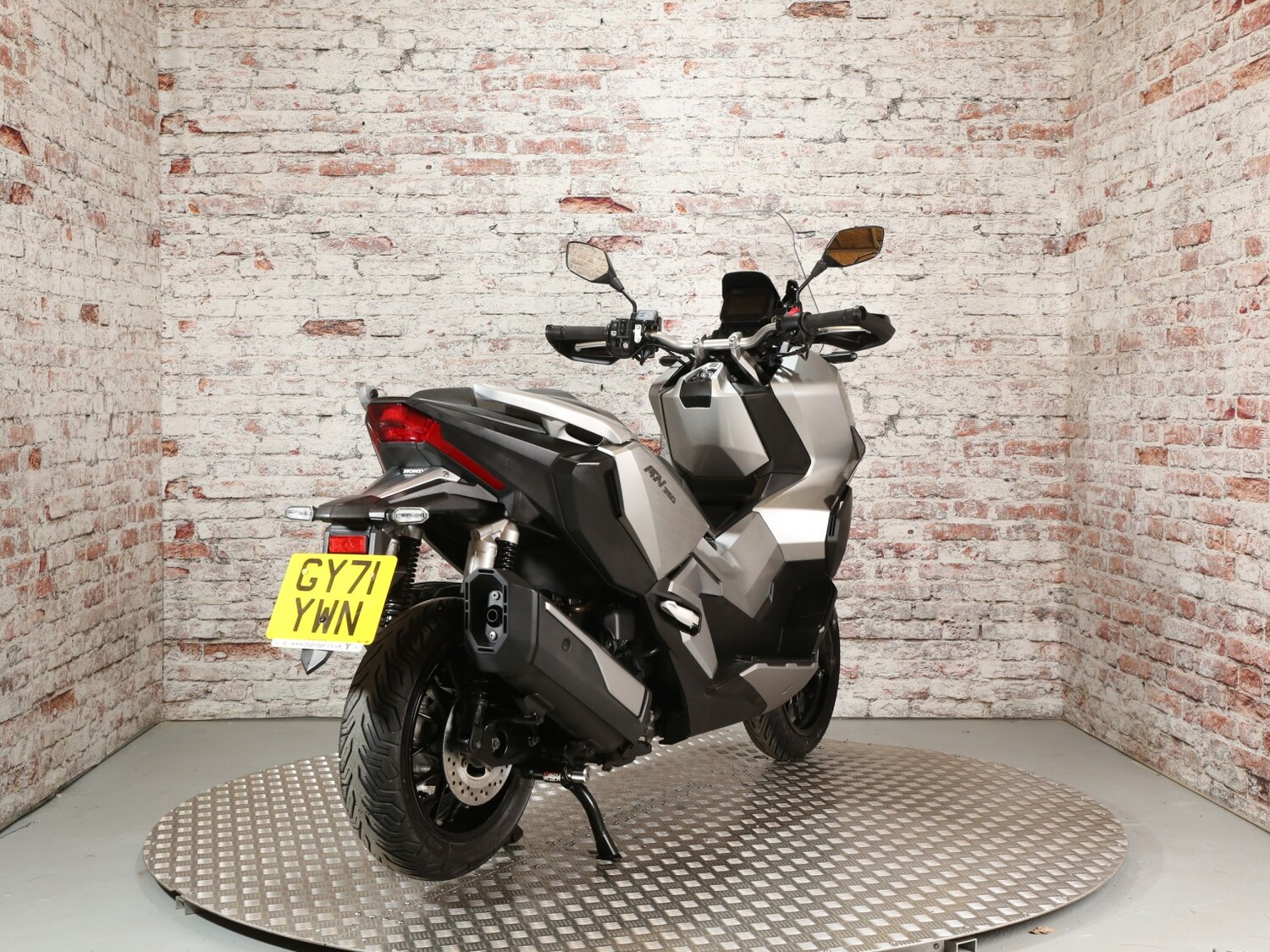 Honda ADV