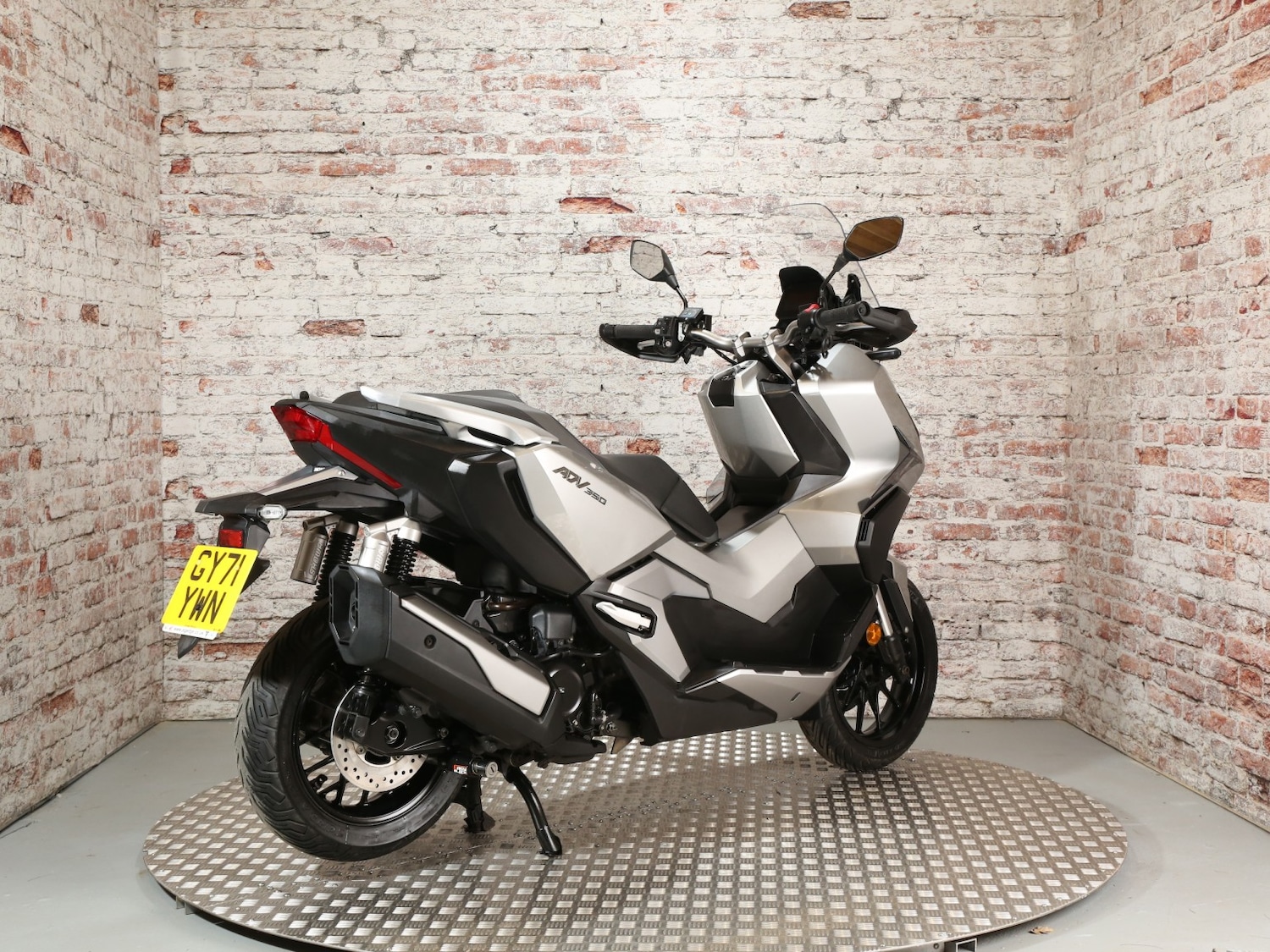 Honda ADV