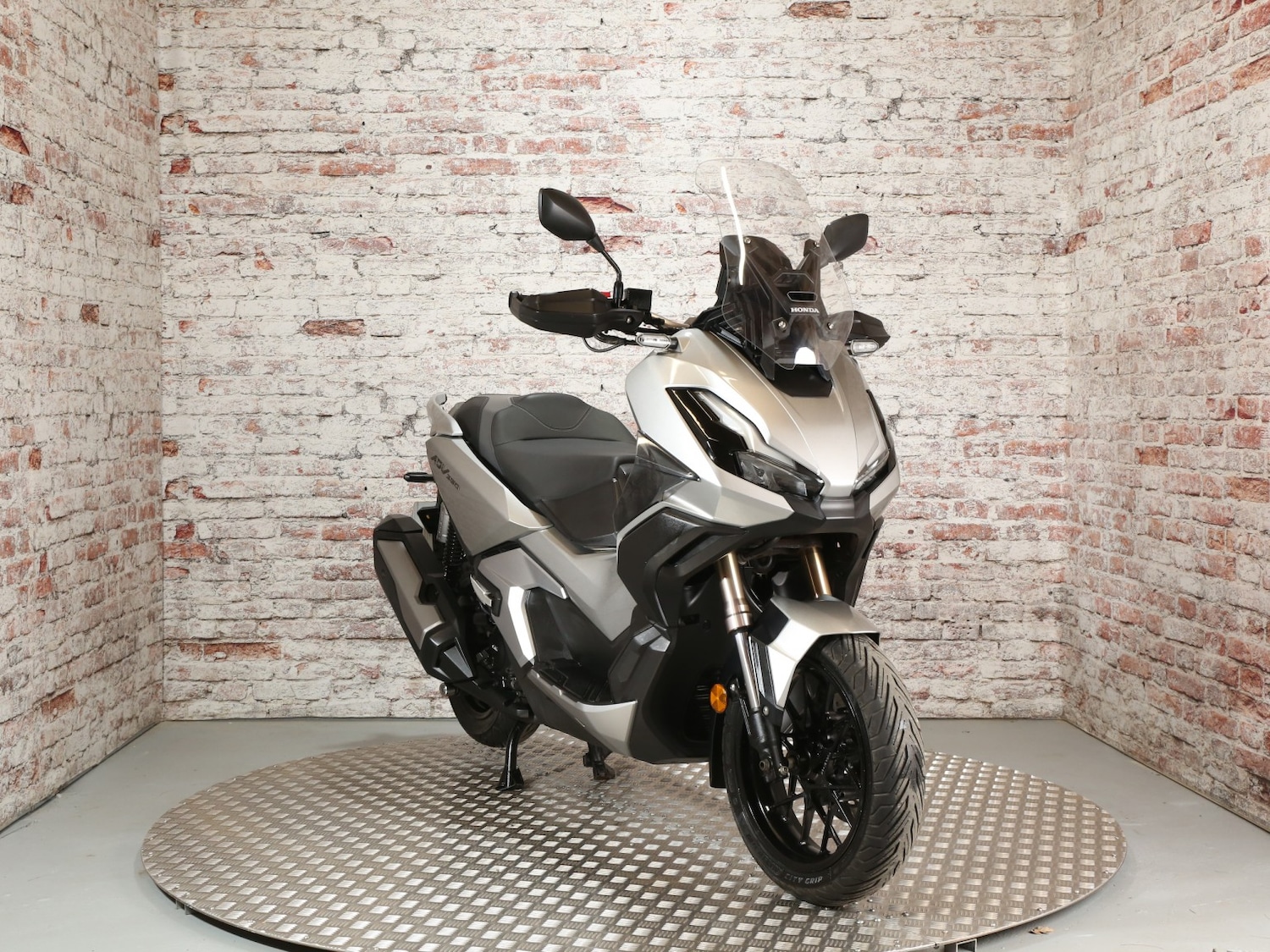Honda ADV