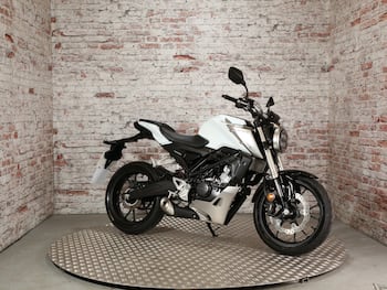 Used Honda CB 2019 for sale - bike-79865422: Photo