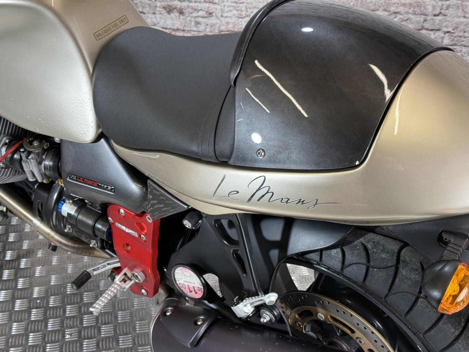 Moto Guzzi LE MANS