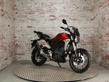 Used Honda CB300R 2018 for sale - bike-79605137: Photo