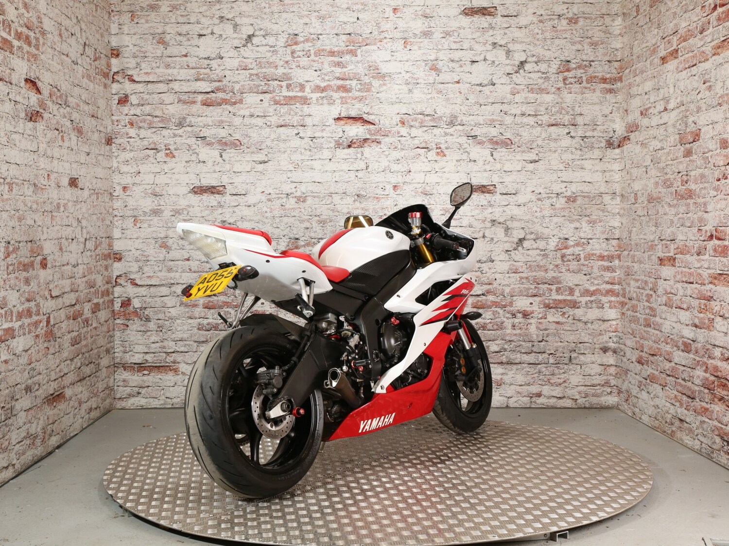 Yamaha R6