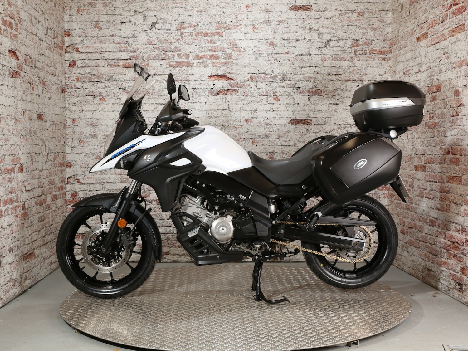 Suzuki V-STROM 650