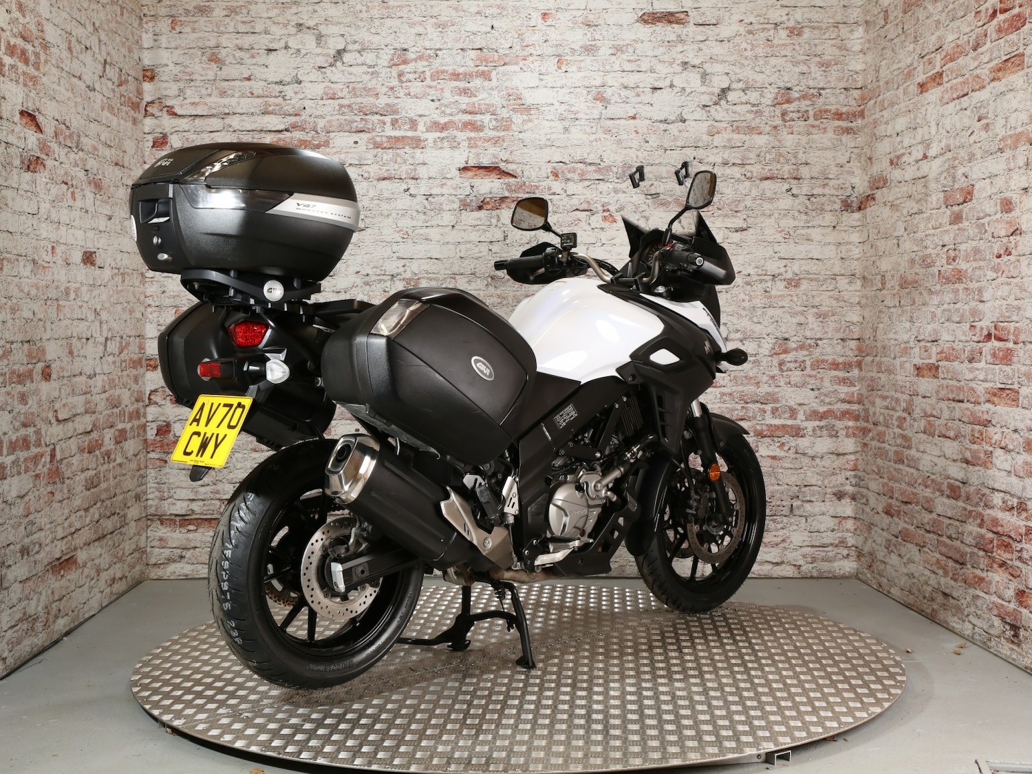 Suzuki V-STROM 650