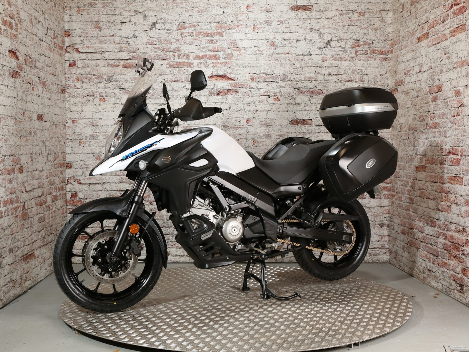 Suzuki V-STROM 650