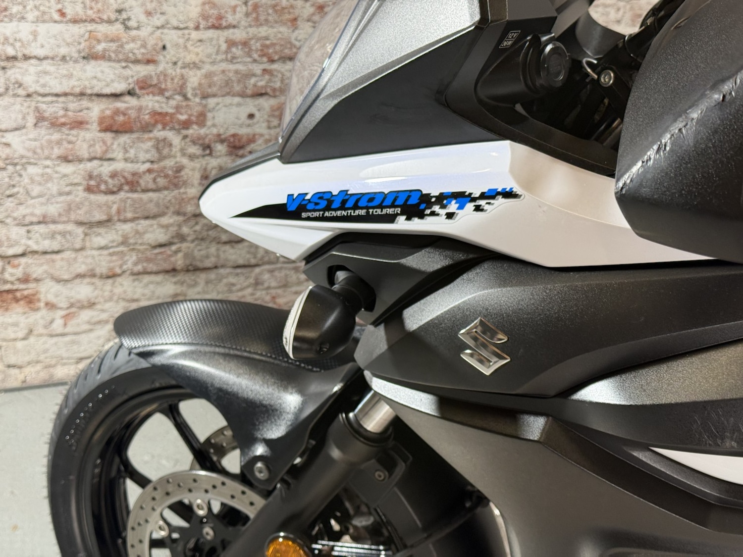 Suzuki V-STROM 650