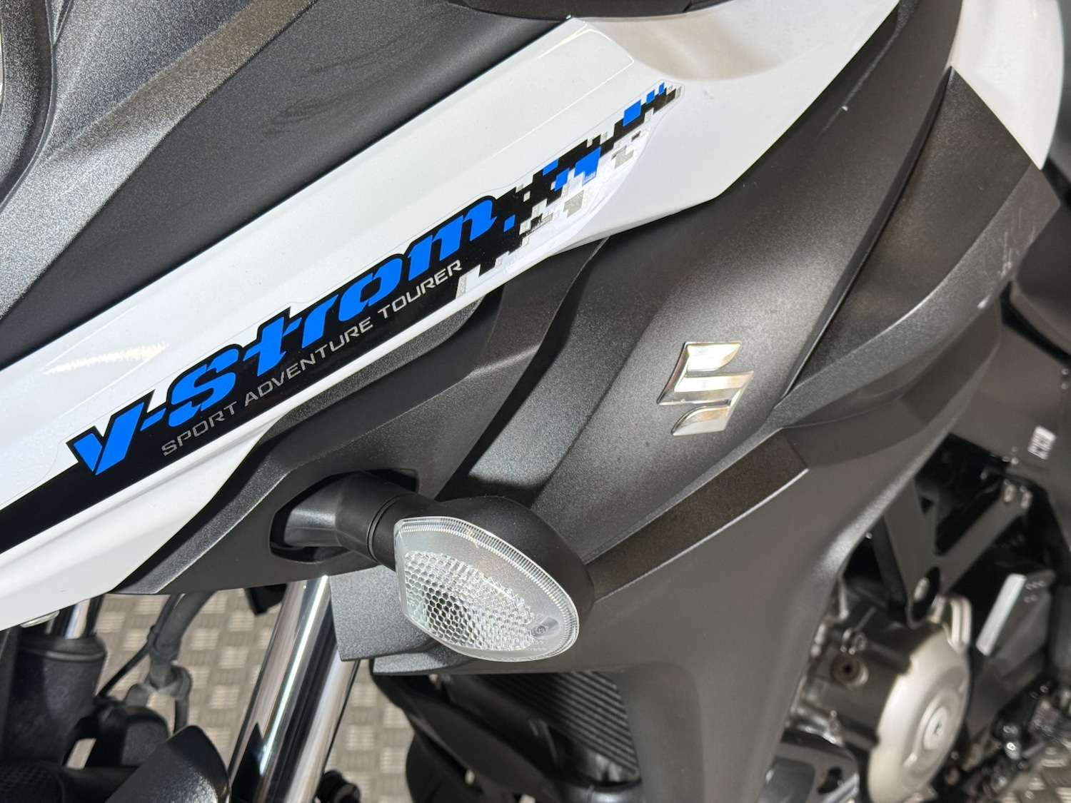 Suzuki V-STROM 650