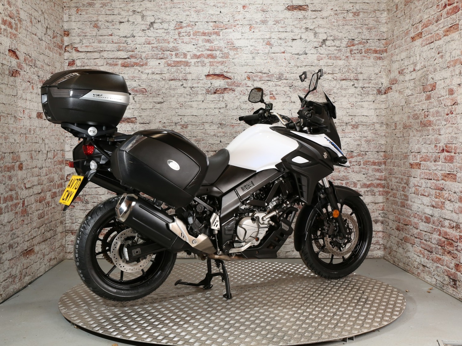 Suzuki V-STROM 650