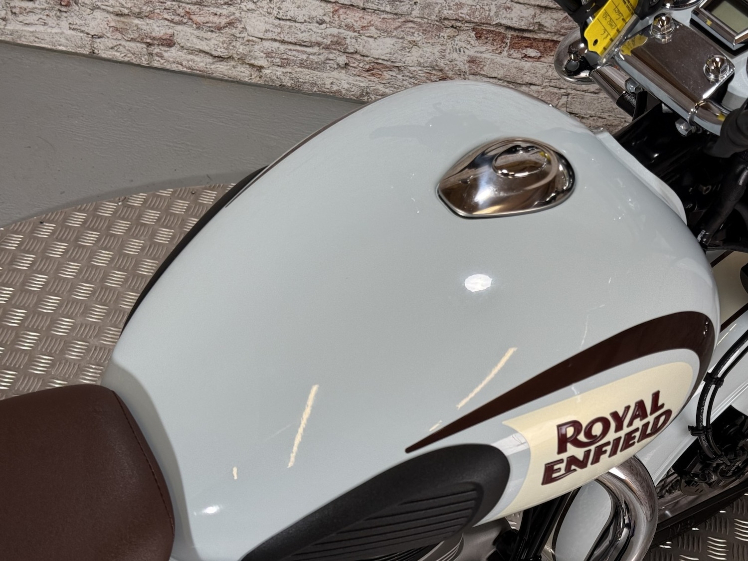 Royal Enfield CLASSIC