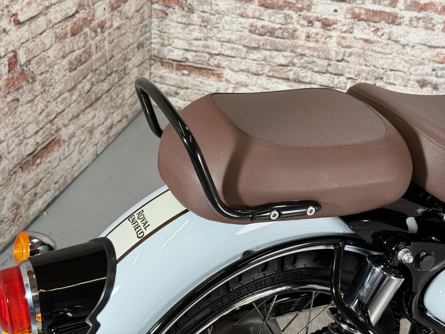 Royal Enfield CLASSIC