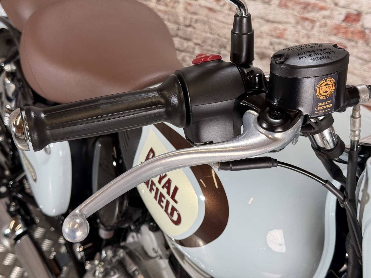 Royal Enfield CLASSIC