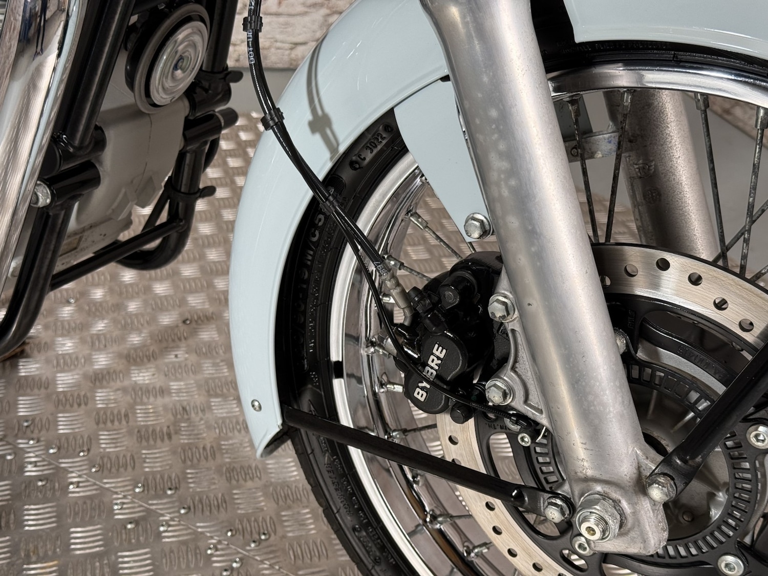 Royal Enfield CLASSIC