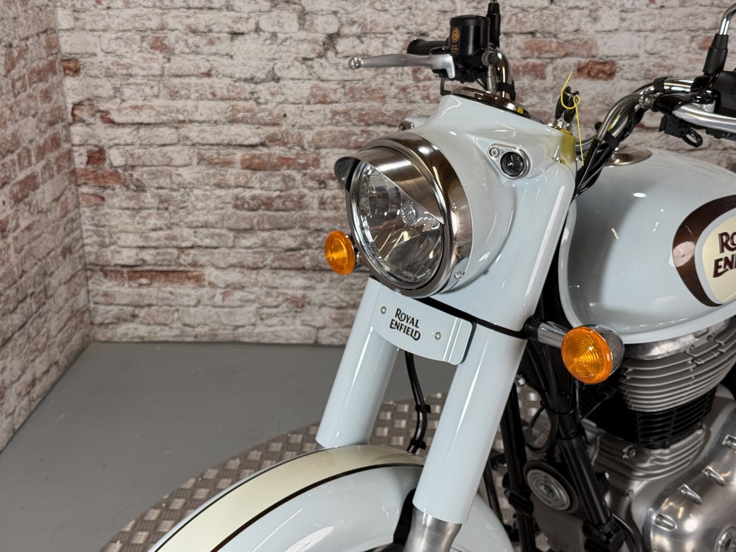 Royal Enfield CLASSIC