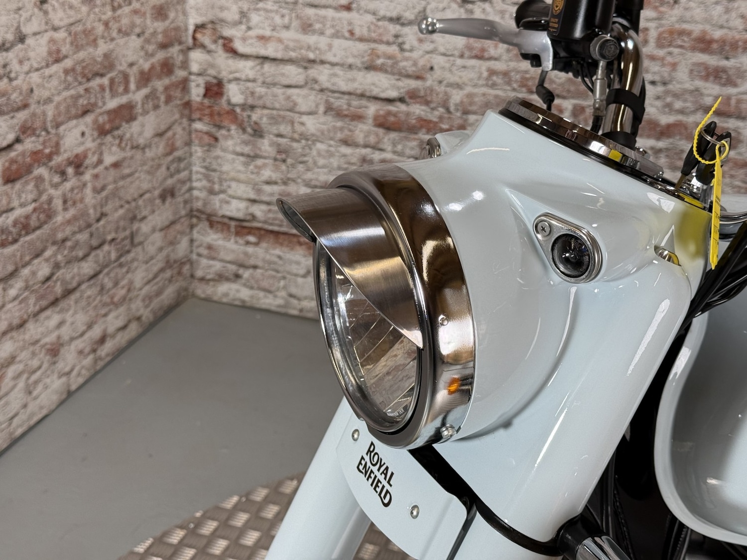 Royal Enfield CLASSIC