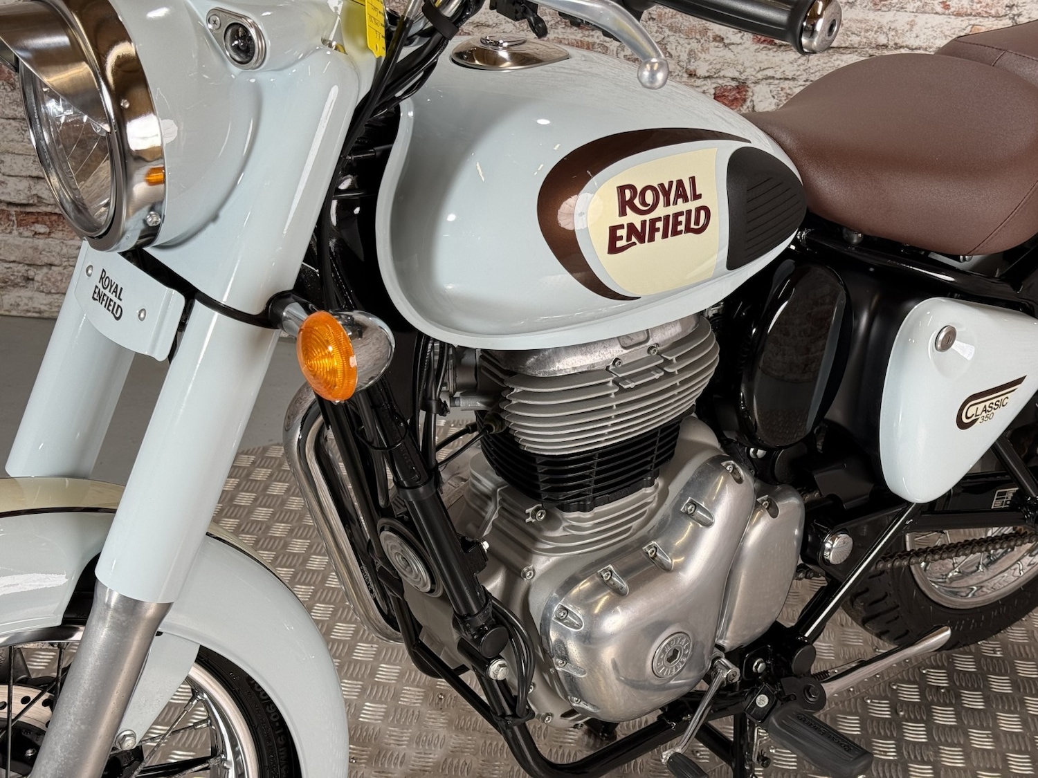 Royal Enfield CLASSIC