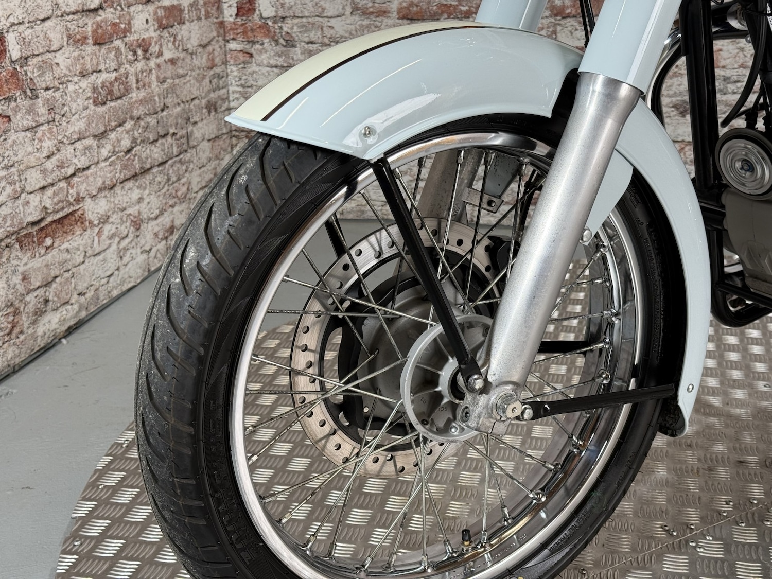 Royal Enfield CLASSIC