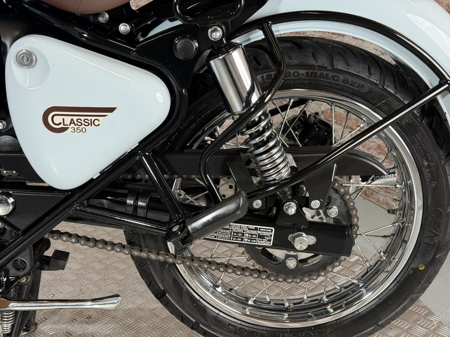Royal Enfield CLASSIC