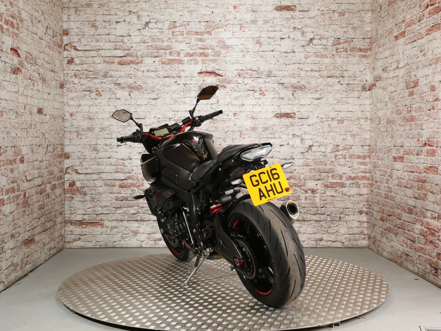 Yamaha MT-10