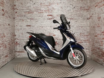 Used Piaggio Medley 125 2019 for sale - bike-79429720: Photo