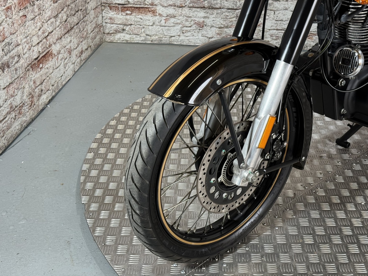 Royal Enfield BULLET