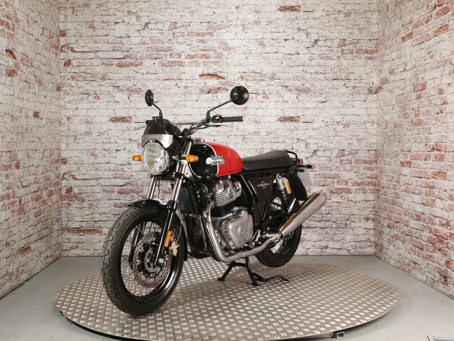 Royal Enfield INTERCEPTOR 650