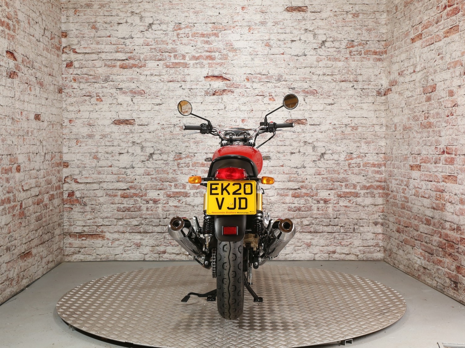 Royal Enfield INTERCEPTOR 650